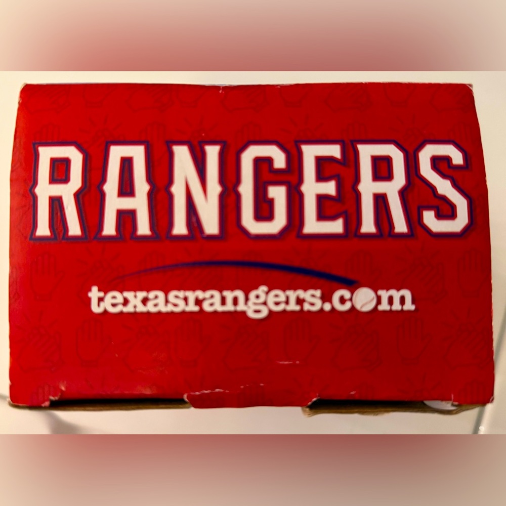 MLB Texas Rangers Elvis Andrus “High Five”Bobblehead - Picture 5 of 5